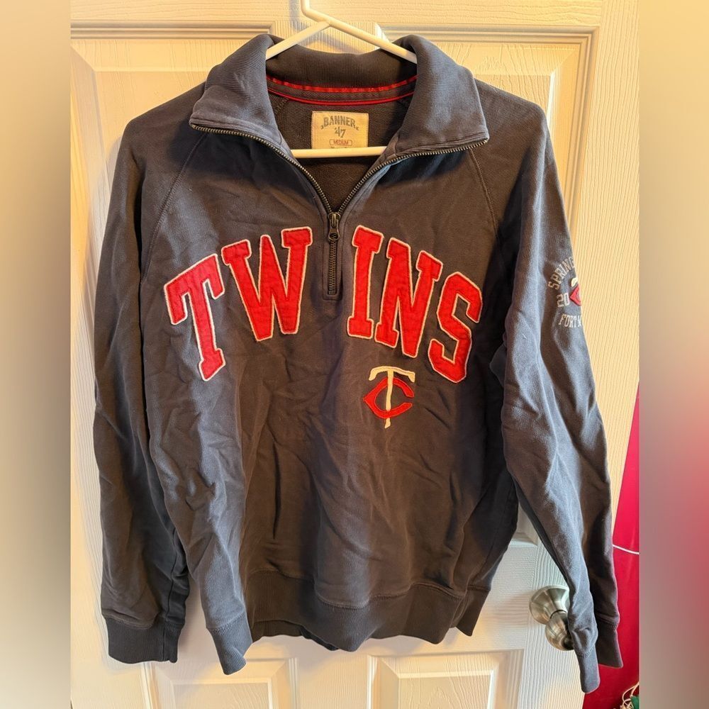 Banner 47 Blue and Red  Mn Twins Quarter-Zip Sweatshirt M